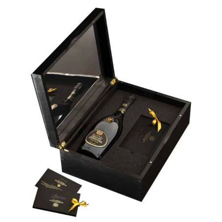 Vendita Giulio Ferrari Collezione Trento DOC 2004 Extra Brut Limited Edition Ferrari