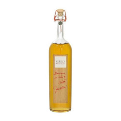 Venta de destilado Barrique Aguardiente de orujo de uva criado en madera