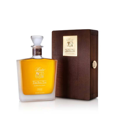 Venta Tres Soles Tres Añejos Grappa Berta Destilerías